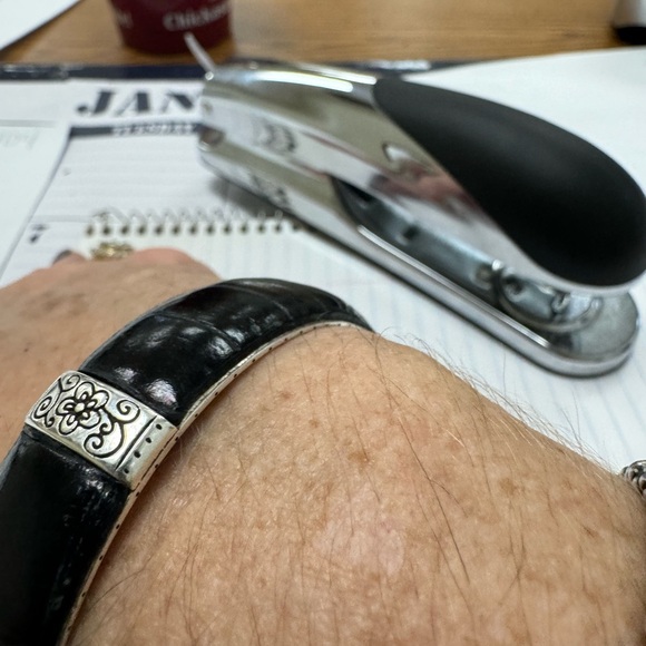 Brighton Bracket black and silver. - Picture 5 of 6